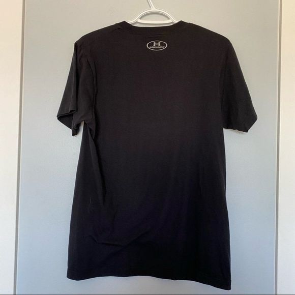 Under armour MLB PIRATES tee shirt medium. VGUC - Picture 2 of 3